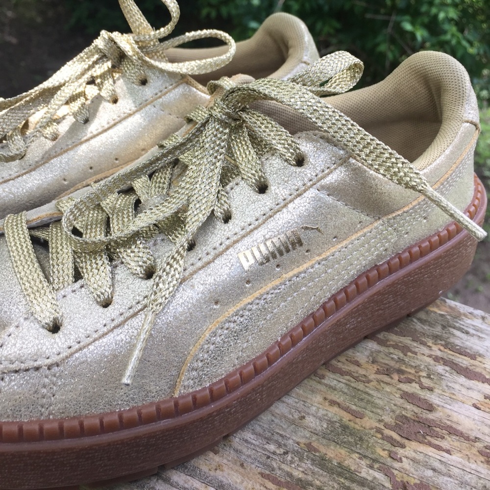 GOLD puma